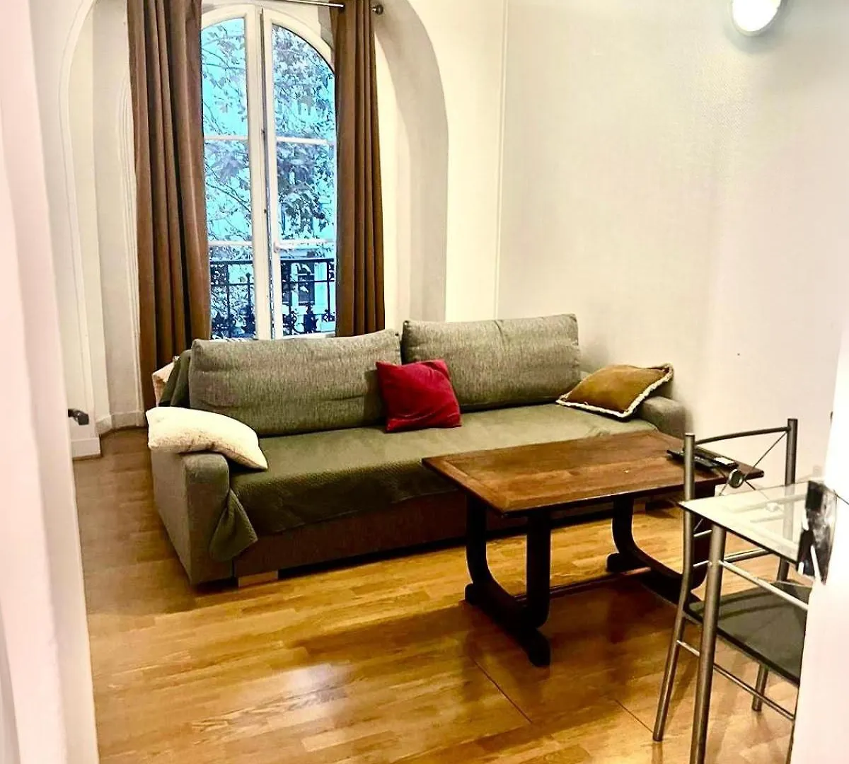 Cosy Apartment In Paris